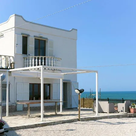 Holiday home Locazione Turistica Ferienhaus